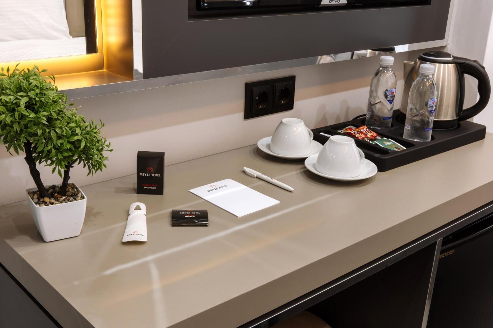 Meyzi Hotel Isztambul Kültér fotó